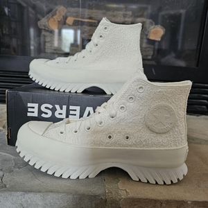 New Chuck Taylor All-Star Lugged Jacquard Hightop Sneaker Size 8.5